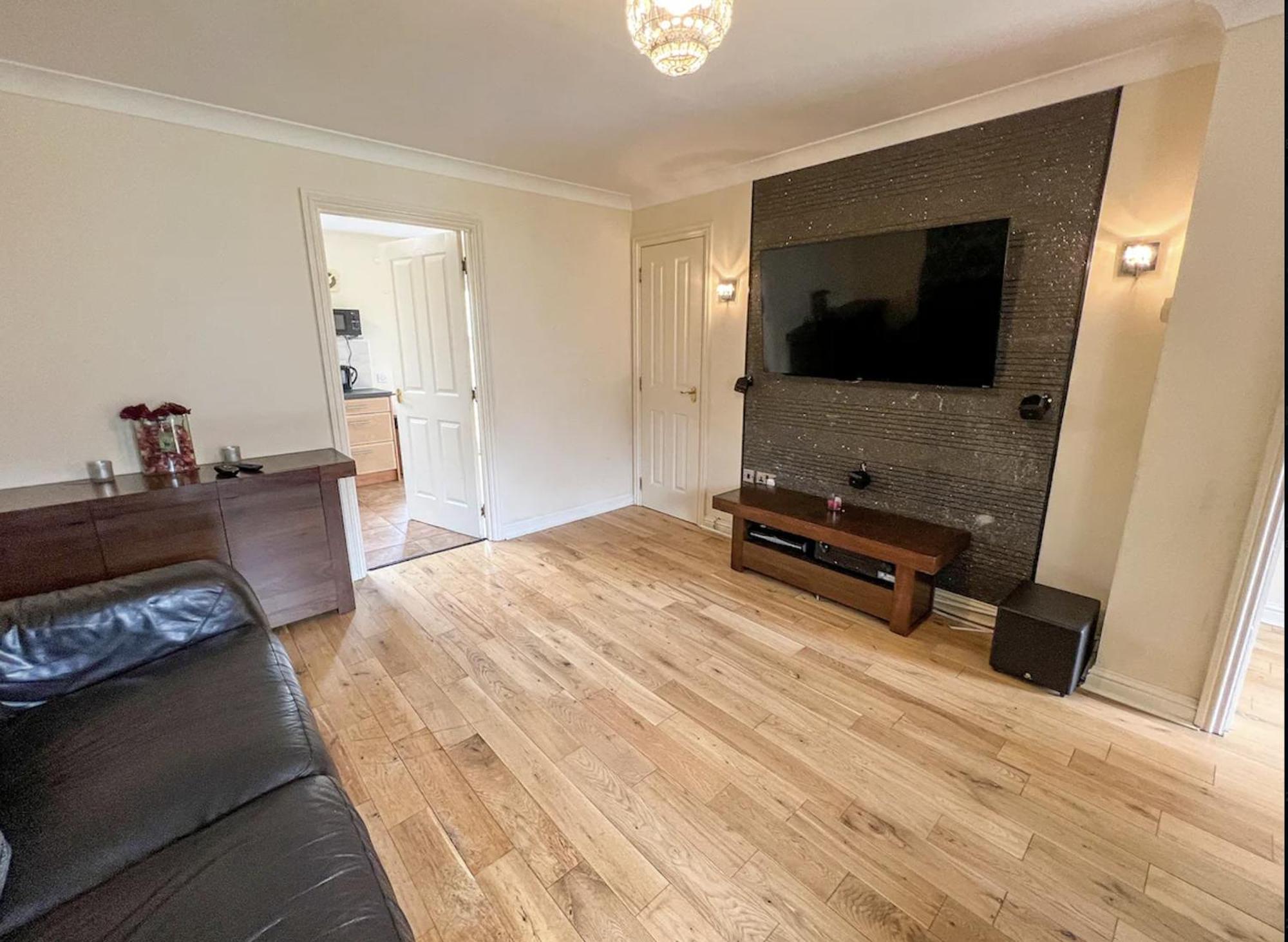 Glasgow Central - Entire House - Free Parking , Free Super Fast Wifi , Private Garden & Parking Security Εξωτερικό φωτογραφία
