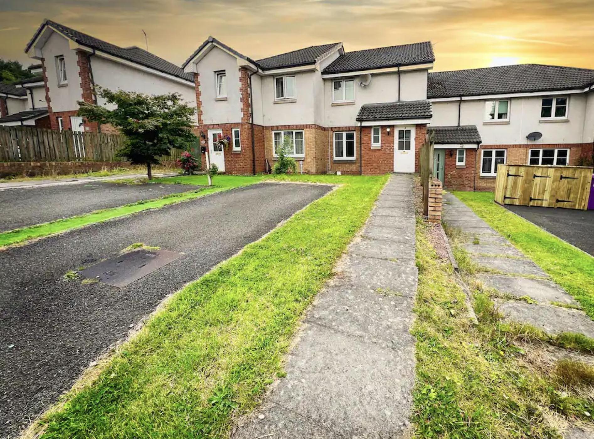 Glasgow Central - Entire House - Free Parking , Free Super Fast Wifi , Private Garden & Parking Security Εξωτερικό φωτογραφία